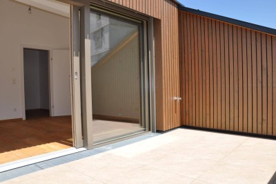 Maisonette mit Dachterrasse, schöner Ausblick, Lift