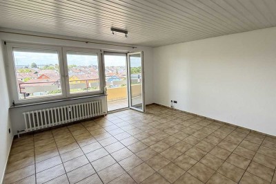 Sofort frei - 3 Zimmerwohnung mit Aussicht, Aufzug und TG!