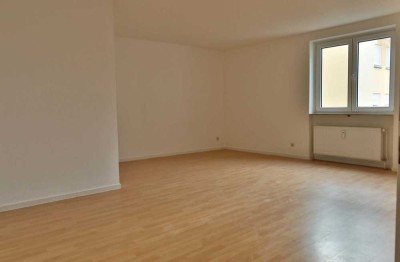 Geräumige 4-Zimmer Wohnung mit Balkon in der Koblenzer Altstadt