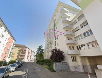 Erstbezug nach Sanierung: 2,5 Zi. teilmöblierte Wohnung mit 2 x Balkonen und Küche im 3. OG