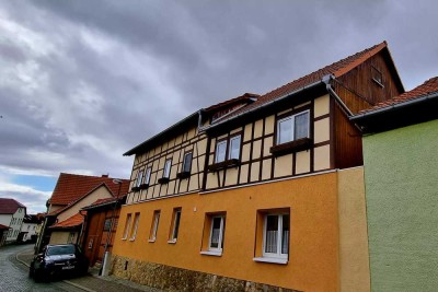 Großes Bauernhaus  in Neunheiligen zu verkaufen :)