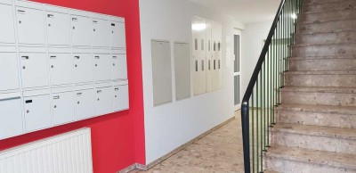 Wir haben Ihr Zuhause! 1-Zimmer Wohnung, komplett saniert und sehr zentral gelegen!