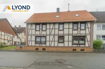 Großzügiges, modernisiertes Einfamilienhaus in Diemelstadt-Helmighausen!