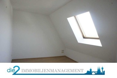 Helles und frisch gestrichenes Dachgeschossappartment in der Solinger Südstadt zu vermieten!
