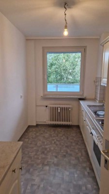 Super geschnittene 2 Zimmer Wohnung mit großzügigem Balkon und Garagenstellplatz