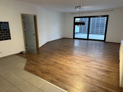 Top Luxuriöse Haus im Haus Wohnung mit eigenem Eingang