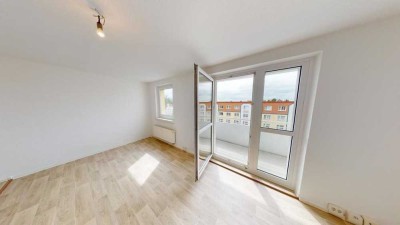 2-Raum-Erdgeschosswohnung mit Balkon in begrünter Wohnlage