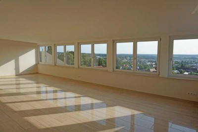Eleganz & Aussicht: Wohnen über den Dächern von Freudenstadt