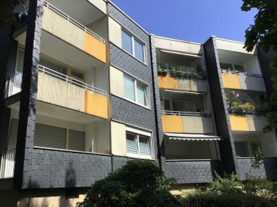 Mitten in Steele! Ruhige Lage! 2 Zimmer mit Balkon! WBS erforderlich!