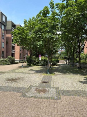 Top gepflegte + vermietete 2-Zimmer-Wohnung in Niehl - provisionsfrei!