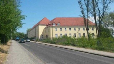 Schöne 4-Raum-Wohnung in ruhiger Lage (Anfragen bitte nur per E-Mail)