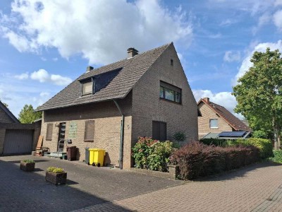 Vielseitig nutzbar: Freistehendes Wohnhaus in sehr ruhiger Lage von 41334 Nettetal-Lobberich
