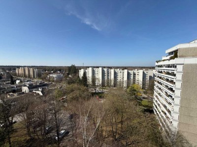 Erstbezug nach Sanierung - Exkl. 3-Zi.-ETW im 10.OG mit spektakulärer Aussicht und TG-Ohne Provision