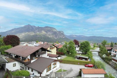 Panoramablick: Bezugsfreie 2-Zi.-Whg. mit großem Balkon und TG-Stellplatz