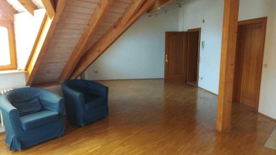Schöne 2-Zimmer-Dachgeschosswohnung in Wertingen