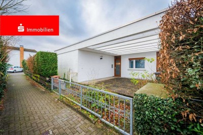 Heusenstamm: Ruhig gelegener Bungalow mit weitläufigem Garten