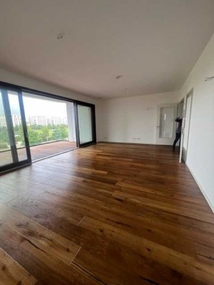 Moderne 5 Zimmer Wohnung in zentraler Lage in FFM