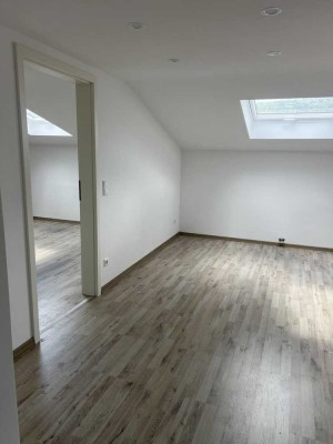 Kernsanierte 2-Zimmer Wohnung