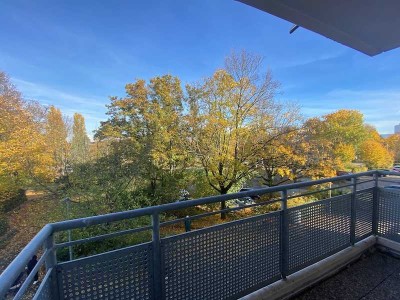 Bezugsfreie 2ZKB2B-Wohnung im Zentrum von MA-Vogelstang