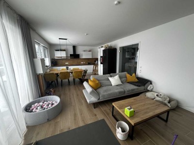 Wunderschöne 3-Zimmer-Maisonette Wohnung in Falkensee mit Park vor der Tür