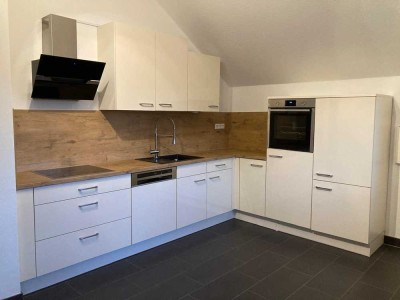 4-Zimmer Maisonette-Wohnung mit Balkon in Rabenau