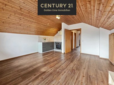 Investieren mit Aussicht! 2-Zimmer-Dachgeschosswohnung mit Balkon und einem Stellplatz!