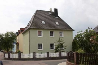 3-Zimmer Wohnung EG, Terrasse & Garage in Halle