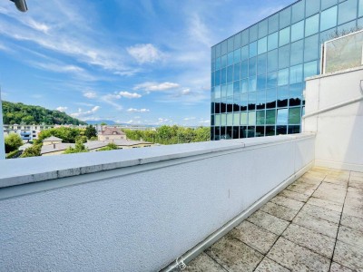 Penthouse mit 2 Dachterrassen &amp; Tiefgarage – sonnig, ruhig &amp; bestens ausgestattet!