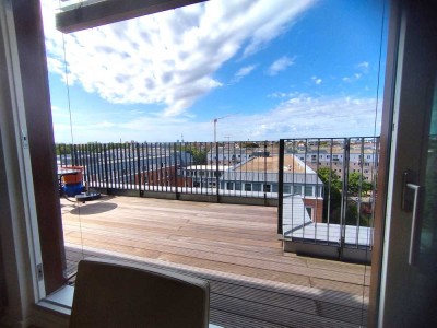 � 0178-8236274 – Penthouse mit Klimaanlage, Terrasse, Küche, Sauna & Stellplatz – Sa/So Termine