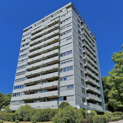 Eigentumswohnung mit Fernblick in gefragter Wohnlage
- mit Tiefgaragenstellplatz -