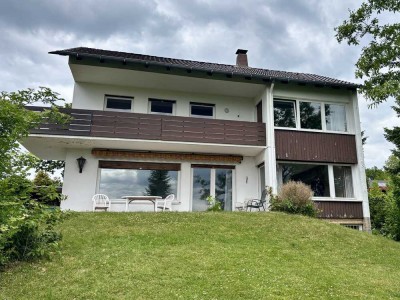 Charmante Villa in Top-Lage von Hameln-Schöt - ein Juwel mit Entwicklungspotential!