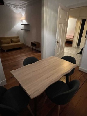 Helle möblierte 2,5-Zimmer-Altbauwohnung im beliebten Komponistenviertel (Barmbek-Süd)