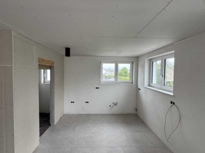 Erstbezug: 4-Zimmer-Wohnung mit Balkon in Unterpleichfeld