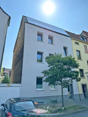 Kernsaniertes Mehrfamilienhaus mit PV-Anlage in Hamm-Mitte