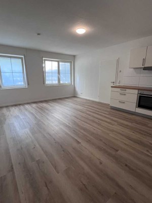 Geschmackvolle 1-Raum-Souterrain-Wohnung in Bergheim (Rhein-Erft-Kreis)