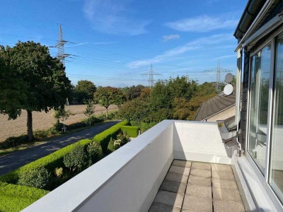 Geräumige Dachgeschosswohnung mit Blick ins Grüne in Dortmund