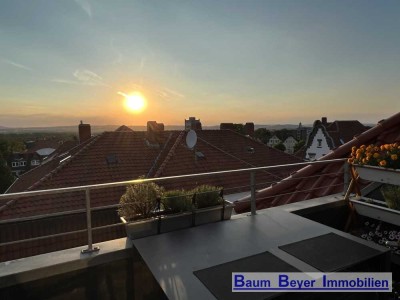 Sanierte und sonnendurchflutete 3,5-Zimmer-Loft-Wohnung mit Blick über Göttingen