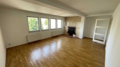 Schöne, geräumige 4-Zimmer-Wohnung zur Miete in Magdeburg