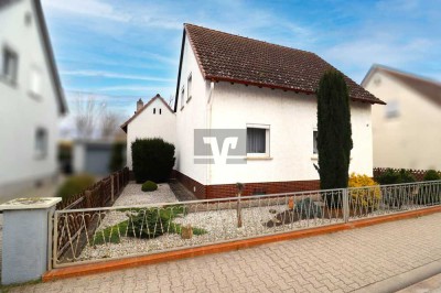 Einfamilienhaus -
Konkurrenzlose Ortsrandlage!