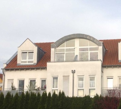 2,5-Zimmer-DG-Single-Whg. mit Süd-Balkon und EBK in Auenwald-Unterbrüden