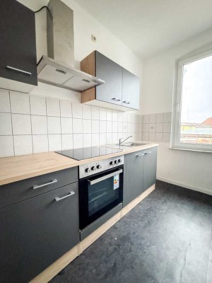 +++MÖBLIERT MIT EINBAUKÜCHE!! Schöne 2-Zimmerwhg. in Dessau-Alten+++