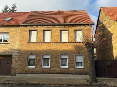 Einfamilienhaus in ruhiger Wohnsiedlung in Holzweißig zu verkaufen