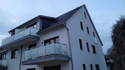 Helle und Ruhige 100 m² Wohnung, in Ödenthal an Regensburg angrenzend