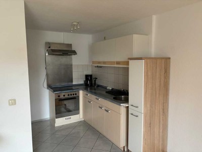 hübsche kleine 2 Raumwohnung im DG mit EBK und  Balkon