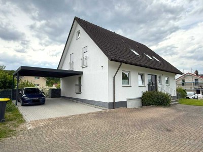 Moderne Eigentumswohnung in gepflegtem Zweifamilienhaus auf Erbbaurecht