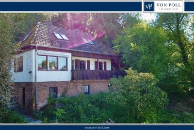 MODERNISIERTES EINFAMILIENHAUS MIT WEITLÄUFIGEN GRUNDSTÜCK
