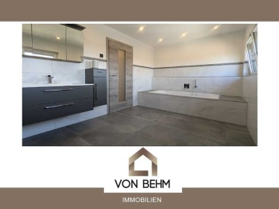 von Behm Immobilien -  Lichtdurchflutete Dachgeschosswohnung mit Ausbaupotenzial