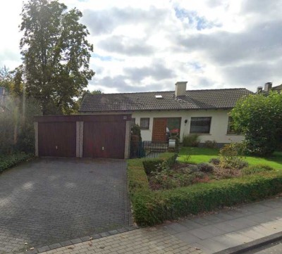 freistehendes Einfamilienhaus mit Wintergarten