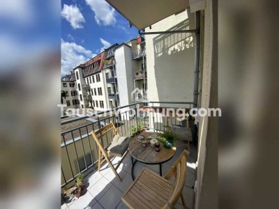 Tauschwohnung: Wunderschöne, frisch renovierter Altbau mit großem Balkon