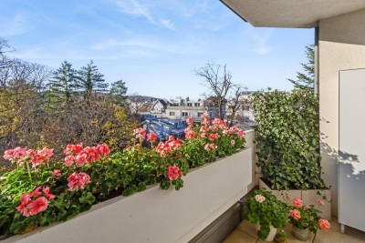 Zukunftsinvestment: Traumhafte 4-Zimmer-Wohnung mit Loggia und Garten - Wohnrecht!